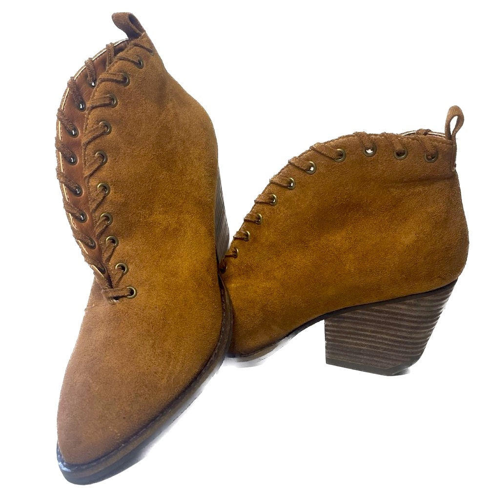 Coconuts by Matisse Alabama booties suede leather light brown
